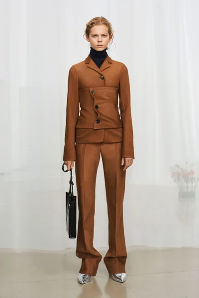 Look 24